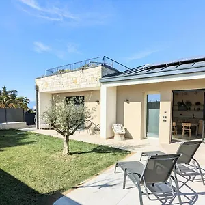 villa-agapanto.hotelinveneto.com/